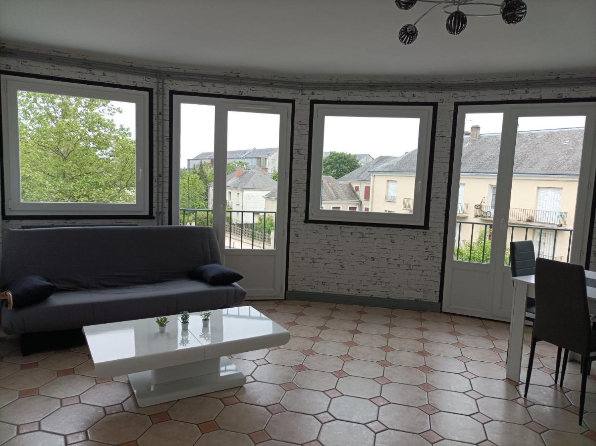 Joli Appartement Type 5 En Centre Ville Châteauroux Zewnętrze zdjęcie
